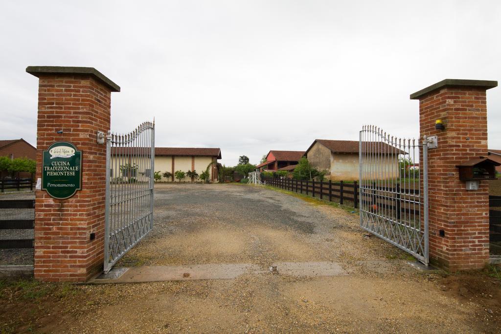 Agriturismo La Ca 'D Majin Poirino エクステリア 写真