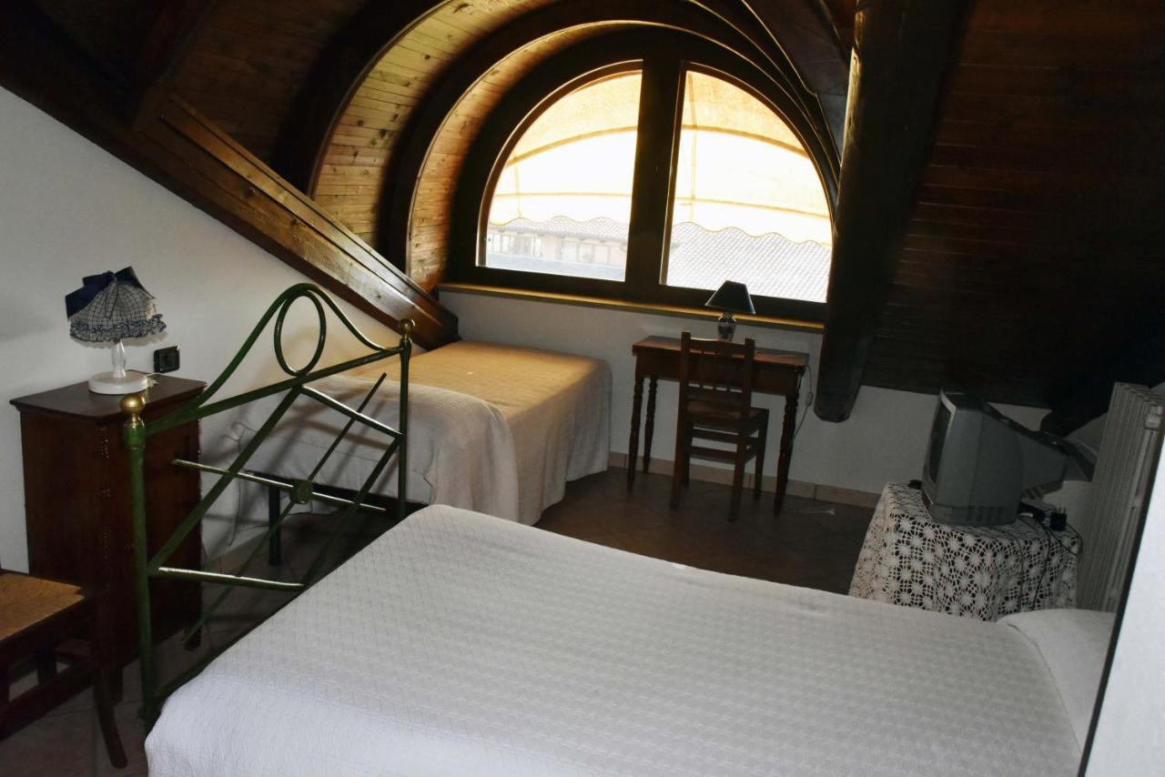 Agriturismo La Ca 'D Majin Poirino エクステリア 写真
