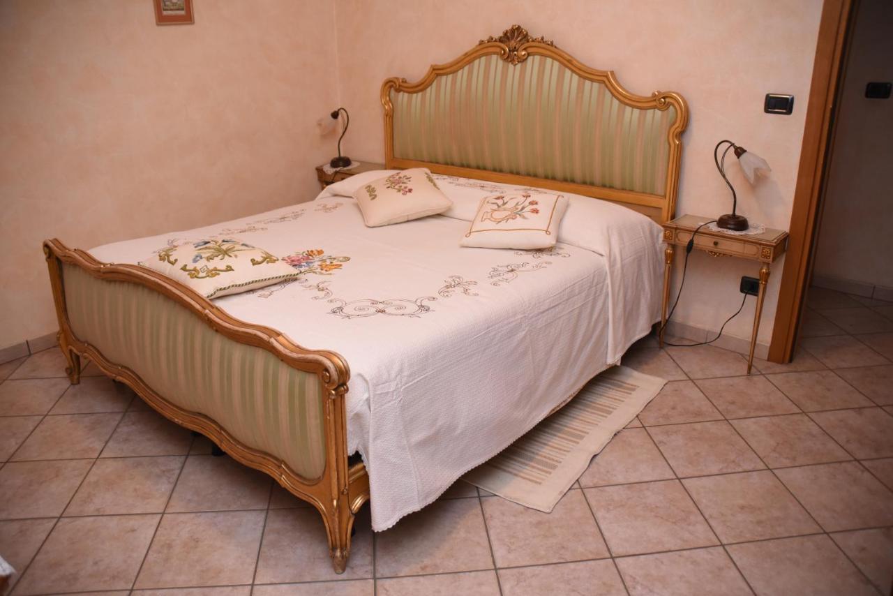 Agriturismo La Ca 'D Majin Poirino エクステリア 写真
